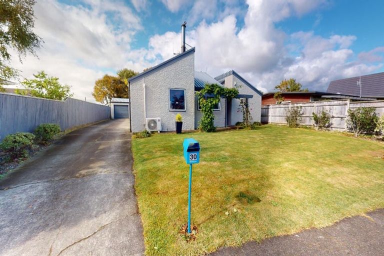 Photo of property in 30 Terry Crescent, Milson, Palmerston North, 4414