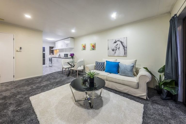 Photo of property in 1/13 Heron Place, Pakuranga Heights, Auckland, 2010