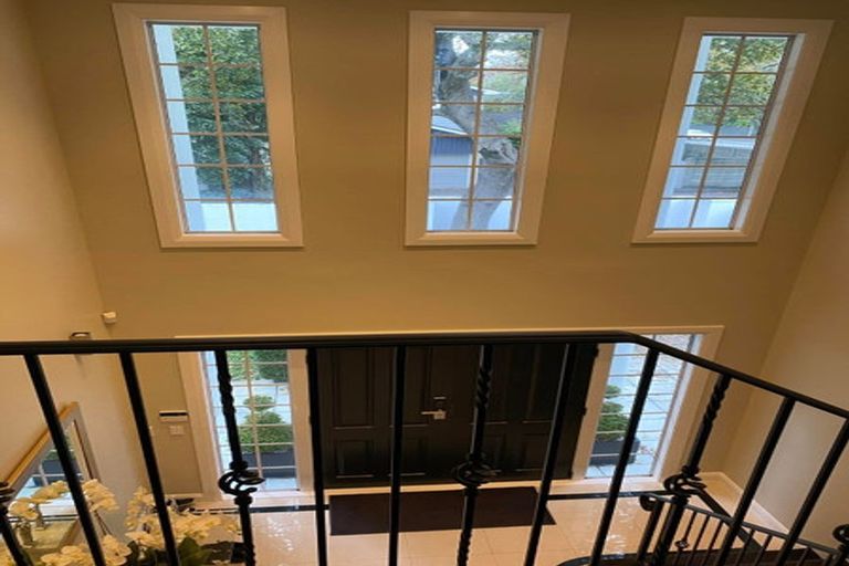 Photo of property in 2 Blundell Way, Heretaunga, Upper Hutt, 5018