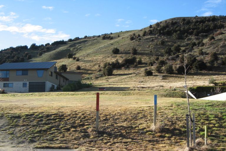 Photo of property in 62 Rob Roy Lane, Wanaka, 9305