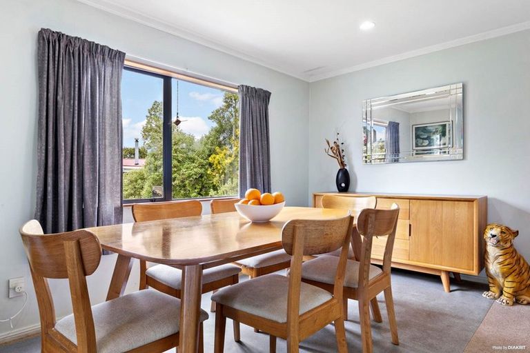 Photo of property in 50 Lakeside Drive, Orewa, 0931