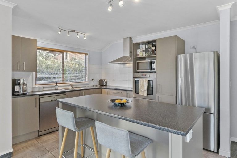 Photo of property in 114a Arawhata Road, Paraparaumu, 5032