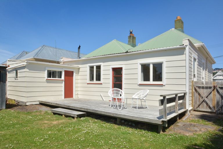 Photo of property in 11 Kings Avenue, Saint Kilda, Dunedin, 9012