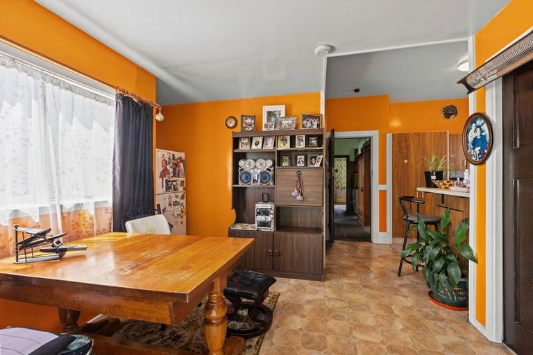 Photo of property in 21 Hay Street, Bromley, Christchurch, 8062