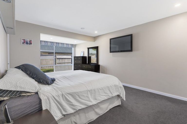 Photo of property in 91 Cedar Drive, Paraparaumu Beach, Paraparaumu, 5032