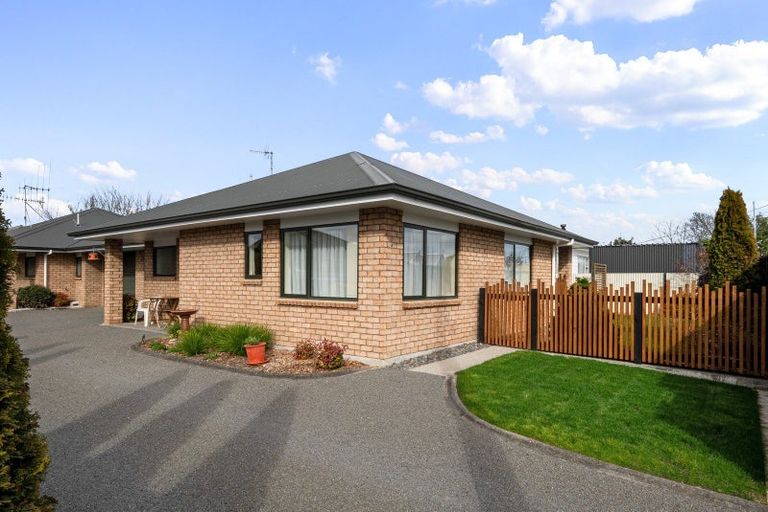 Photo of property in 172a Bartholomew Road, Levin, 5510