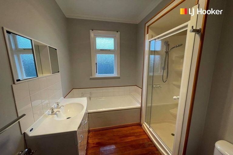 Photo of property in 64 Middleton Road, Kew, Dunedin, 9012