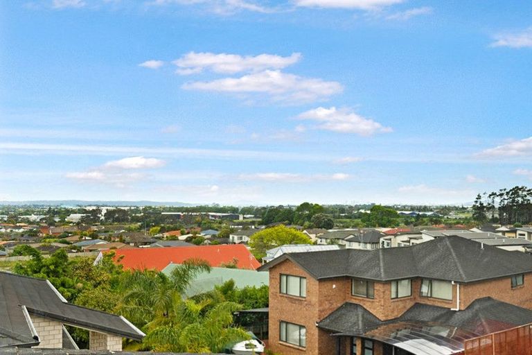 Photo of property in 115 Babich Road North, Ranui, Auckland, 0612