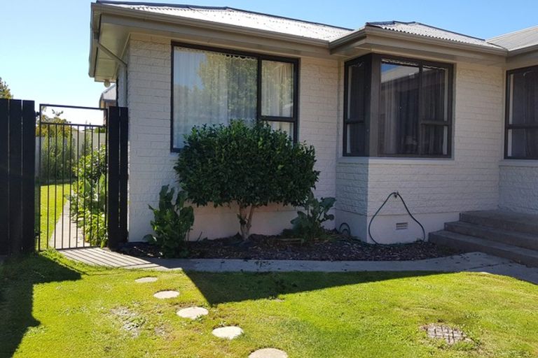 Photo of property in 8 Westburn Terrace, Burnside, Christchurch, 8041