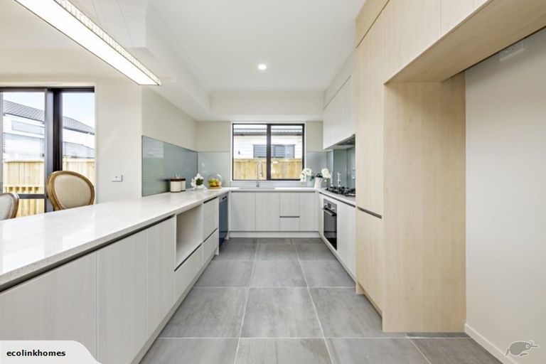Photo of property in 11 Lavey Road, Flat Bush, Auckland, 2019