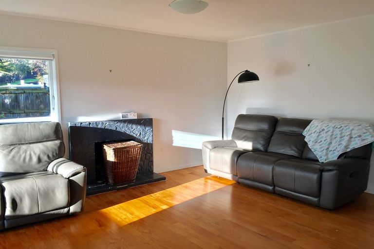 Photo of property in 71 Vandeleur Avenue, Birkdale, Auckland, 0626