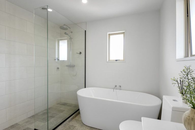 Photo of property in 16a Mona Vale Avenue, Riccarton, Christchurch, 8011