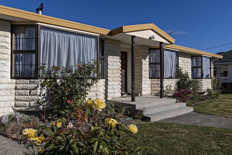 Photo of property in 26 Roseness Street, Palmerston, 9430