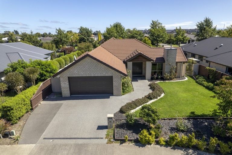 Photo of property in 39 Sycamore Close, Rangiora, 7400