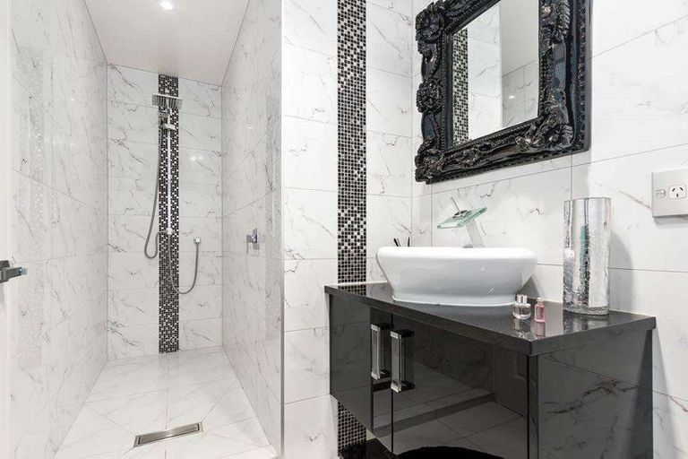 Photo of property in 1/5 Vesca Place, Golflands, Auckland, 2013