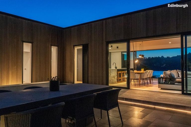 Photo of property in 1371 Taieri Mouth Road, Taieri Mouth, 9091