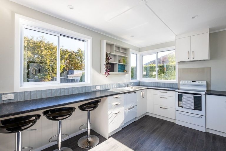 Photo of property in 41 Seymour Street, Waitara, 4320