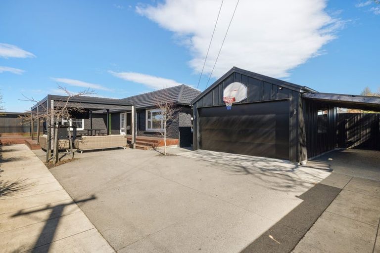 Photo of property in 15 Glencoe Street, Burnside, Christchurch, 8053