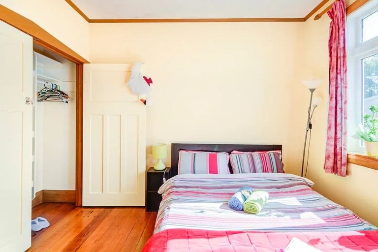 Photo of property in 57 View Road, Houghton Bay, Wellington, 6023