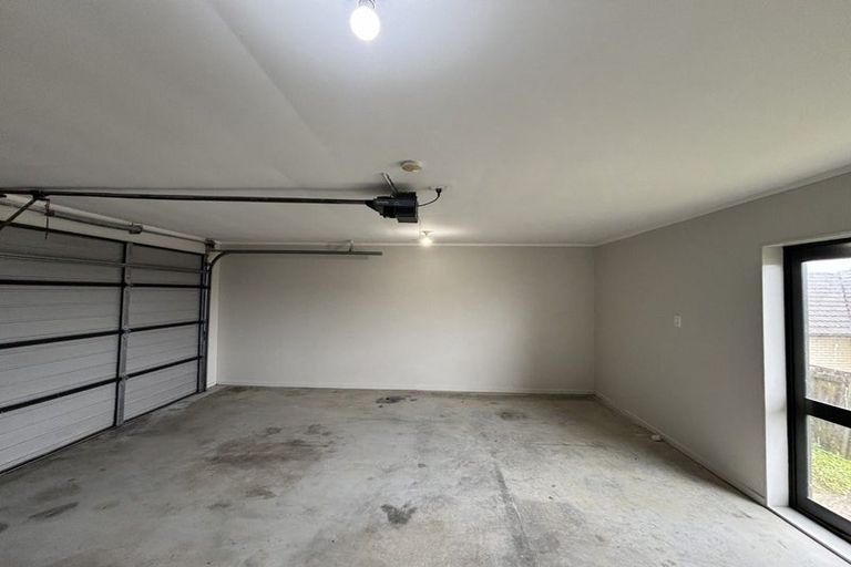 Photo of property in 44 Senator Drive, Manurewa, Auckland, 2105