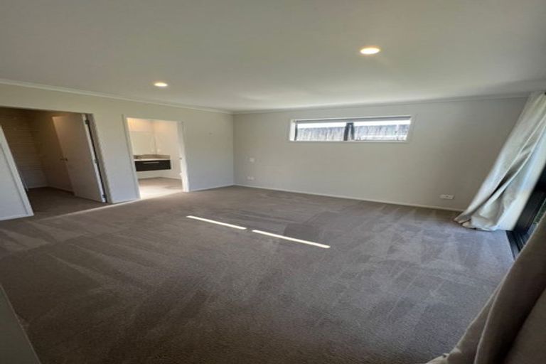 Photo of property in 39 Hanlow Place, Pyes Pa, Tauranga, 3112