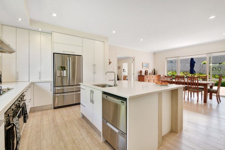 Photo of property in 225 Millwater Parkway, Silverdale, 0932