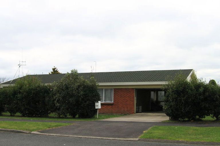 Photo of property in 28a Livingstone Avenue, Nawton, Hamilton, 3200