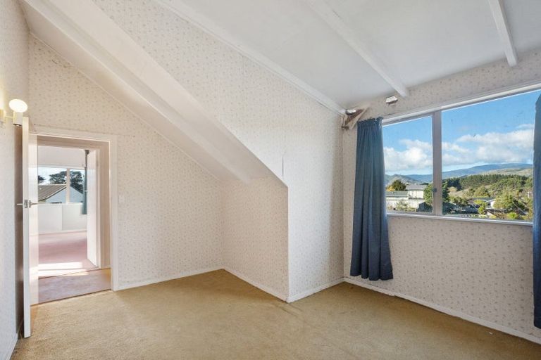 Photo of property in 12 Kahu Road, Otaihanga, Paraparaumu, 5036