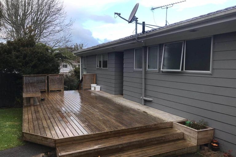 Photo of property in 1 Babington Place, Torbay, Auckland, 0630