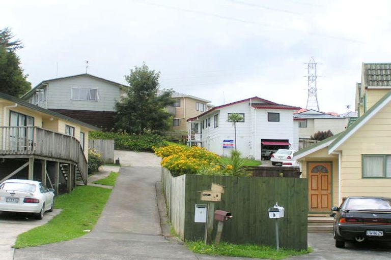 Photo of property in 5 Frosses Place, Massey, Auckland, 0614