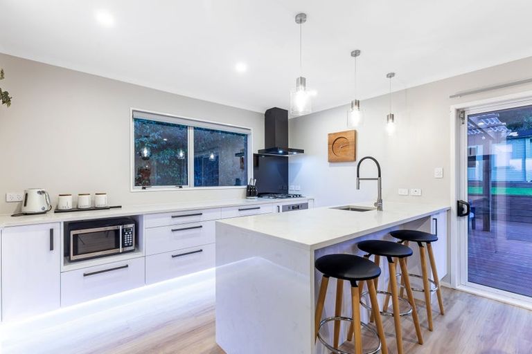 Photo of property in 10 Transom Close, Whitby, Porirua, 5024