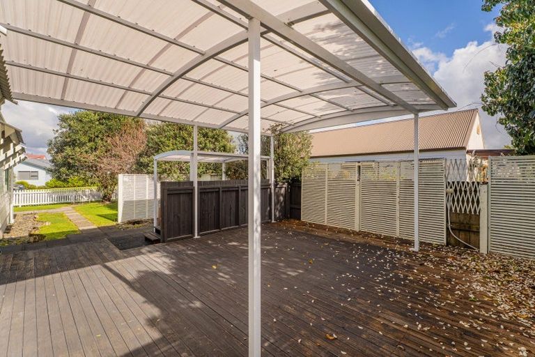 Photo of property in 11 Cholmondeley Crescent, Whitianga, 3510