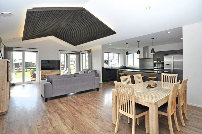 Photo of property in 33 Baxter Michael Crescent, Cambridge, 3434