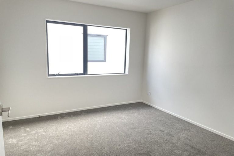 Photo of property in 17c Stanniland Street, Sunnyhills, Auckland, 2010