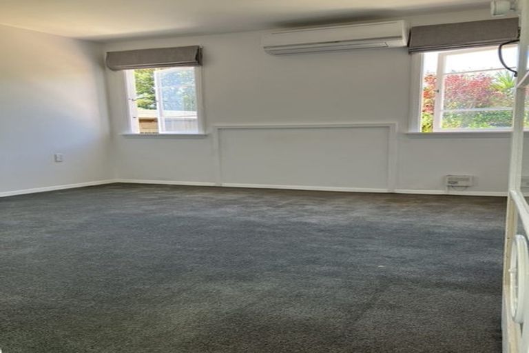 Photo of property in 109 Beachville Road, Redcliffs, Christchurch, 8081