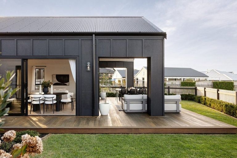 Photo of property in 1 Whitworth Lane, Omokoroa, 3114