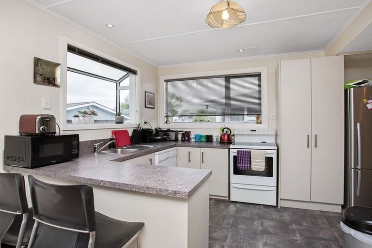 Photo of property in 80 Akaroa Street, Kaiapoi, 7630