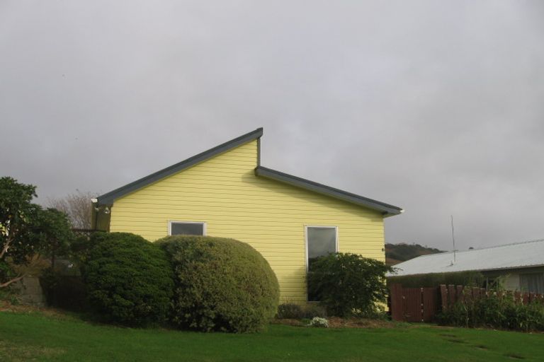 Photo of property in 8 Hicks Close, Whitby, Porirua, 5024