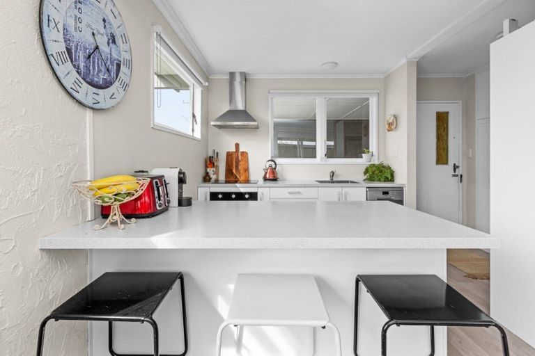 Photo of property in 48a Downing Avenue, Pirimai, Napier, 4112