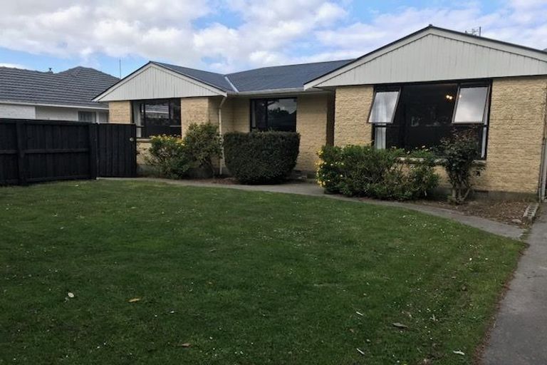 Photo of property in 22 Withells Road, Avonhead, Christchurch, 8042