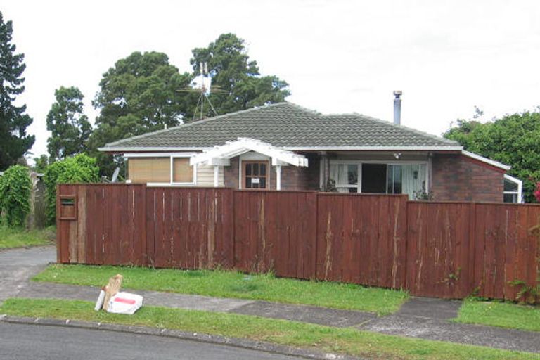 Photo of property in 15 Wanaka Place, Pakuranga Heights, Auckland, 2010