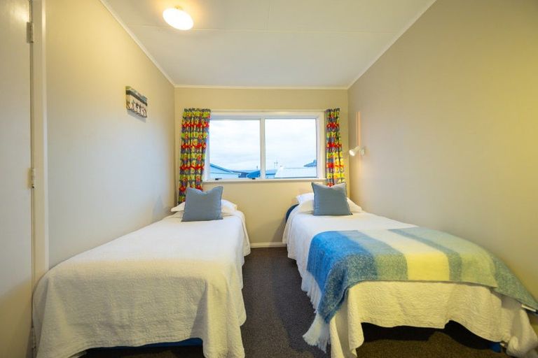 Photo of property in 10 Marine Parade South, Foxton Beach, Foxton, 4815