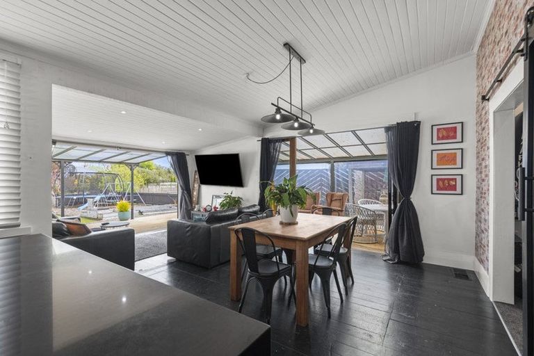 Photo of property in 11 Poole Street, Feilding, 4702