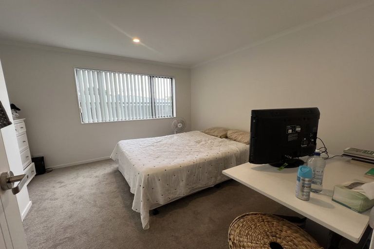 Photo of property in 1c Deering Place, Papatoetoe, Auckland, 2025
