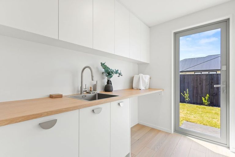 Photo of property in 52 Greig Crescent, Amberley, 7481