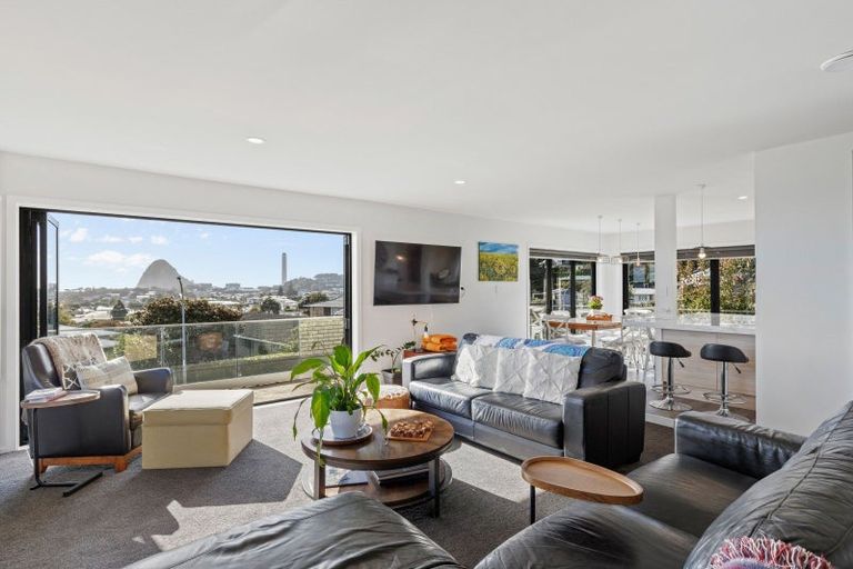 Photo of property in 9 Norwich Avenue, Spotswood, New Plymouth, 4310