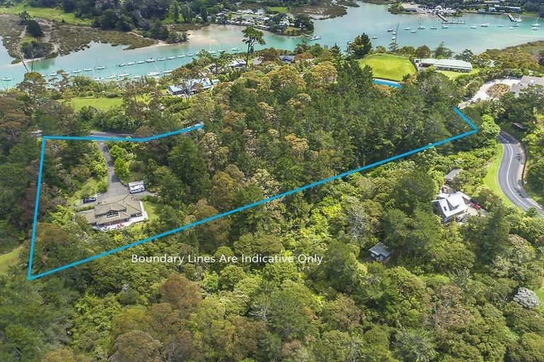 Photo of property in 70 Scott Road, Stanmore Bay, Whangaparaoa, 0932