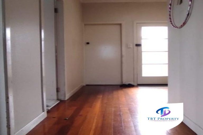 Photo of property in 2/32 Wintere Road, Papatoetoe, Auckland, 2025