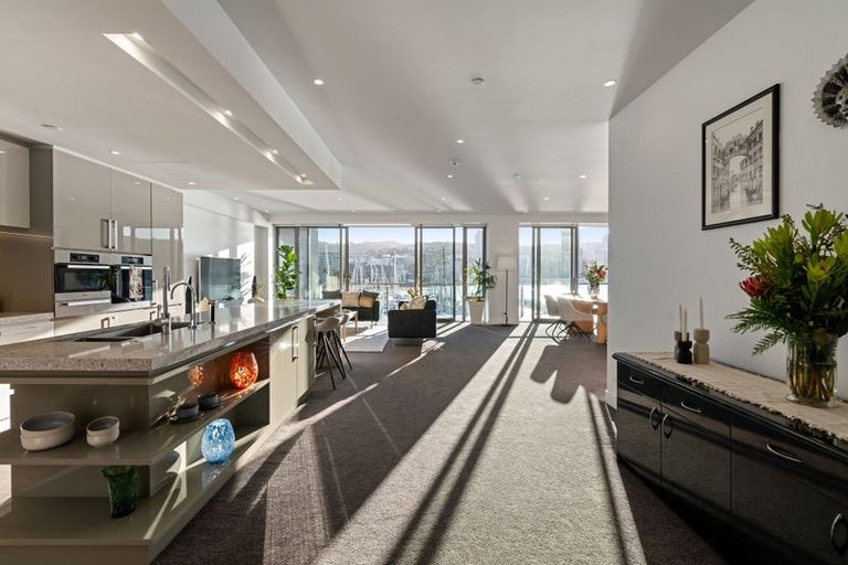 Photo of property in Clyde Quay Wharf, 3b/1 Clyde Quay Wharf, Te Aro, Wellington, 6011