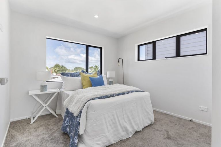 Photo of property in 451d Massey Road, Mangere East, Auckland, 2024